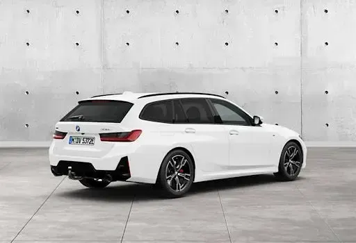 Nowe BMW 330e 292 KM (214 kW) 2026 Biały Kombi