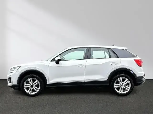 Używany Audi Q2 Advanced Plus 190 KM (139 kW) 2023 Biały SUV