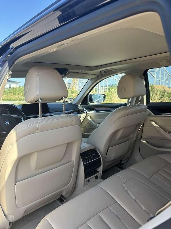 Second-hand BMW 540 320 CP (235 kW) 2017 Albastru Break