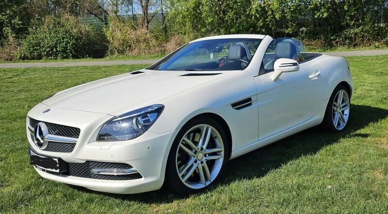 Weiß Gebraucht 2015 Mercedes SLK250 Cabrio | 22.000 € (Fairer Preis) - Bild 1/4