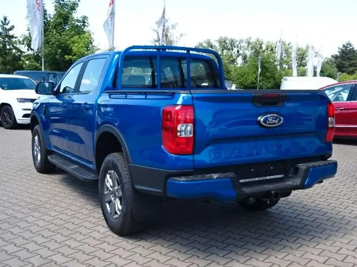 Nowe Ford Ranger XLT 170 KM (125 kW) 2025 Niebieski Pickup