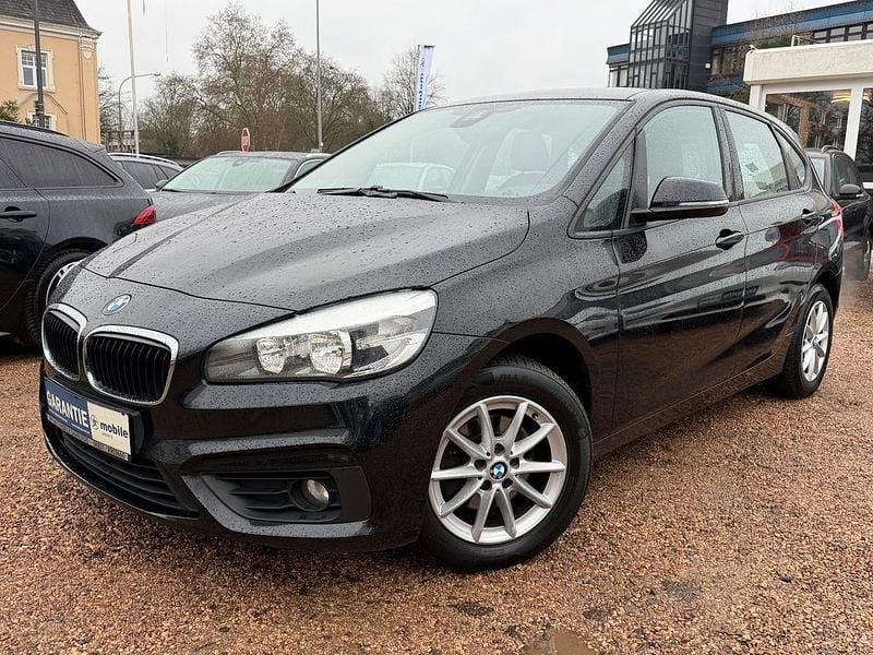 Schwarz Gebraucht 2015 BMW 218 Advantage Kombi | 7.999 € (Guter Preis) - Bild 1/4