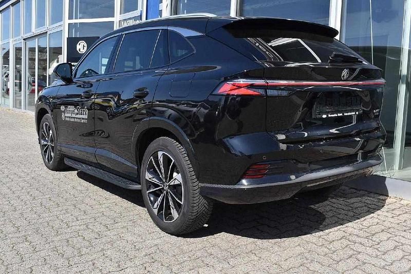 Neu MG HS Luxury 272 PS (200 kW) 2025 Other SUV