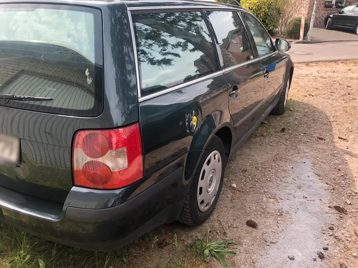 Używany VW Passat 130 KM (95 kW) 2004 Zielony Kombi