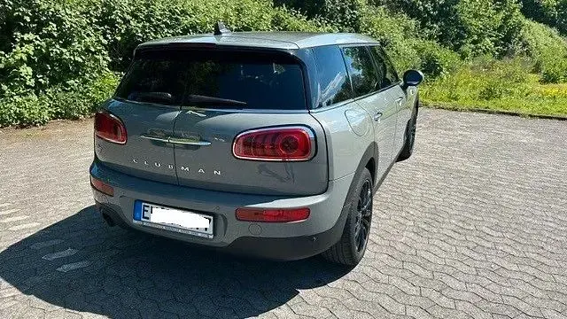 Gebraucht Mini One Clubman Pepper 102 PS (75 kW) 2018 Grau Kombi