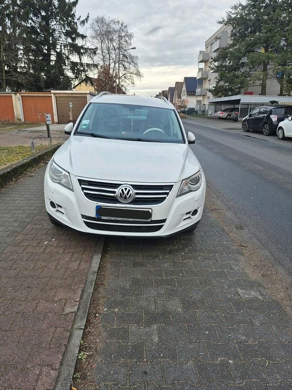 Weiß Gebraucht 2008 VW Tiguan SUV | 3.900 € (Superpreis) - Bild 1/4