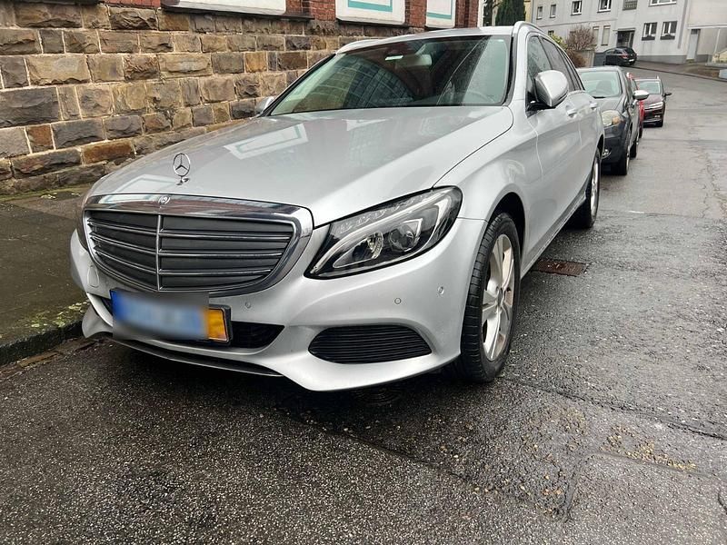 Gebraucht Mercedes C250 Business 204 PS (150 kW) 2016 Silber Kombi