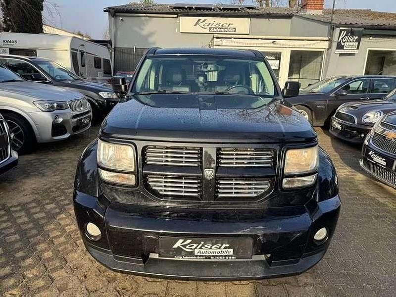 Gebraucht Dodge Nitro 260 PS (191 kW) 2008 Brilliant black crystal pearl SUV