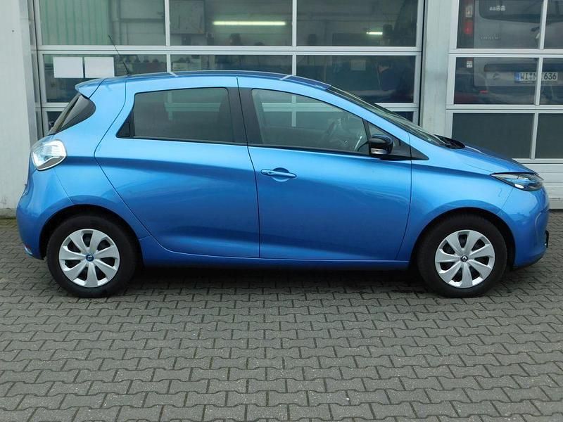 Gebraucht Renault Zoe Intens 42 kW (58 PS) 2018 Blau Kleinwagen