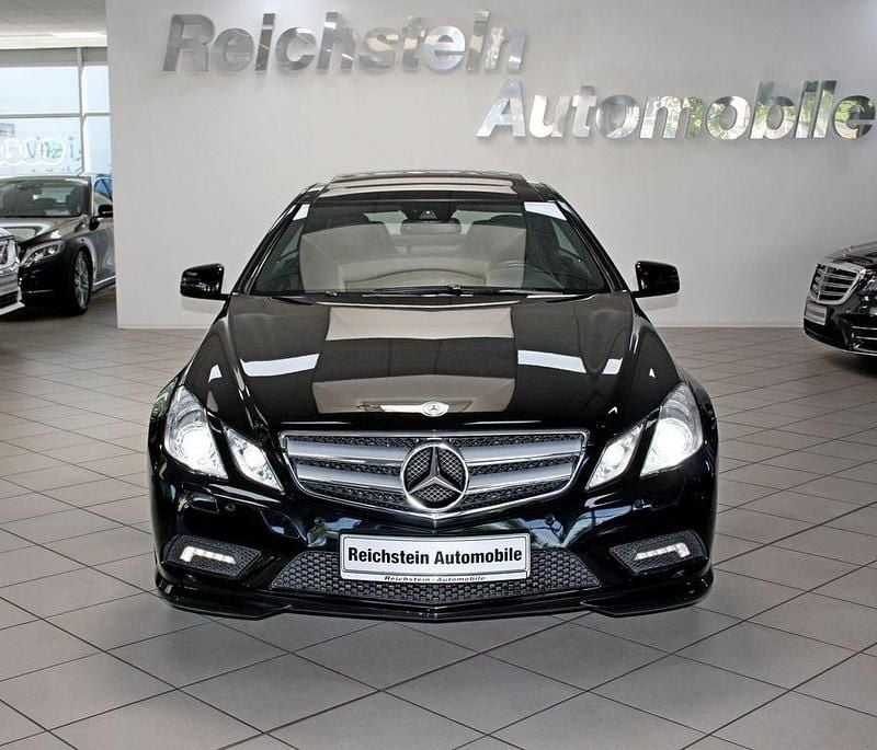 Gebraucht Mercedes E350 AMG 292 PS (214 kW) 2012 Obsidianschwarz (metallic) Coupé