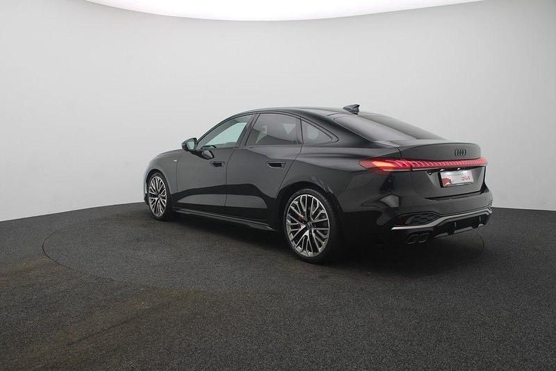 Second-hand Audi A5 Ambiente 204 CP (150 kW) 2025 Negru Berlinǎ