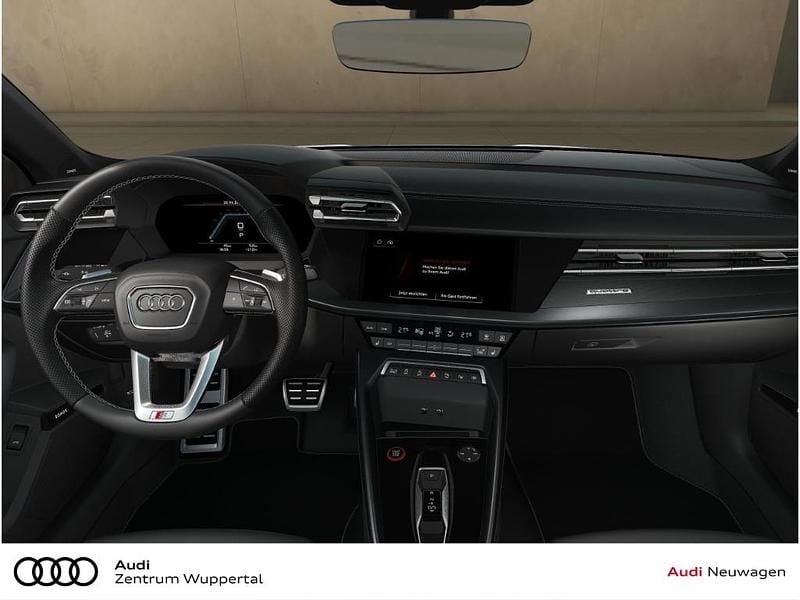 Blau Neu 2025 Audi S3 Limousine | 61.960 € (Teuer) - Bild 1/4