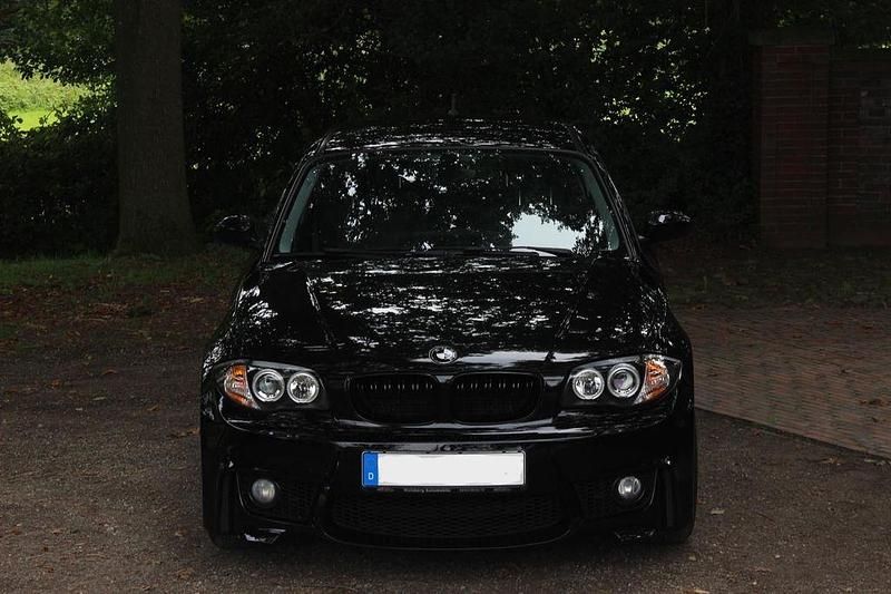 Schwarz Gebraucht 2006 BMW 116 Kleinwagen | 5.300 € (Teuer) - Bild 1/4
