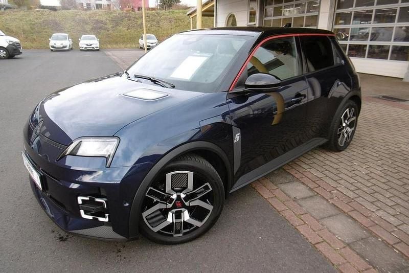 Blau Gebraucht 2025 Renault R5 Urban Kleinwagen | 25.990 € (Fairer Preis) - Bild 1/4