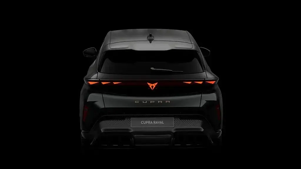 Ny Cupra Raval Endurance 155 kW (211 HK) 2026 Grå Sedan