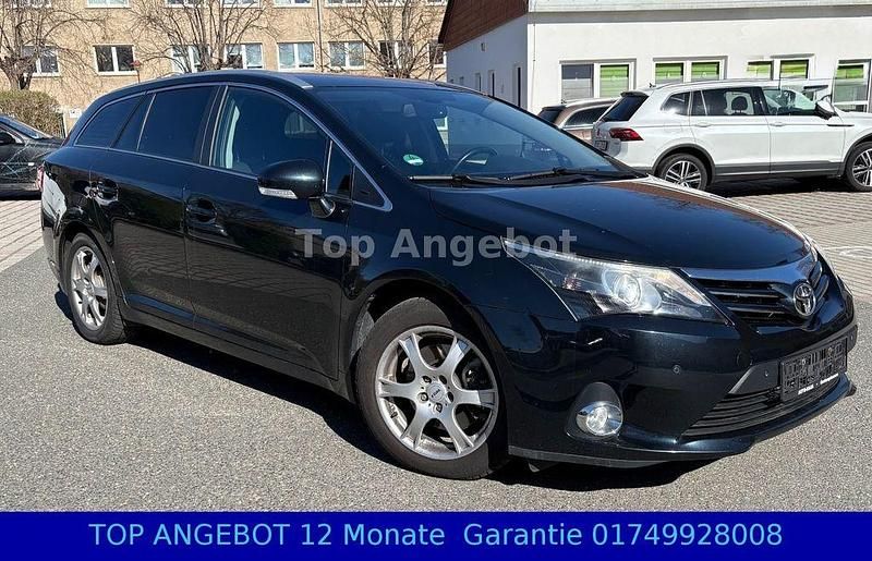 Gebraucht Toyota Avensis 150 PS (110 kW) 2012 Blau Limousine