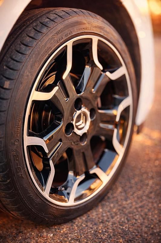 Gebraucht Citroën DS3 165 PS (121 kW) 2014 Weiß Kleinwagen