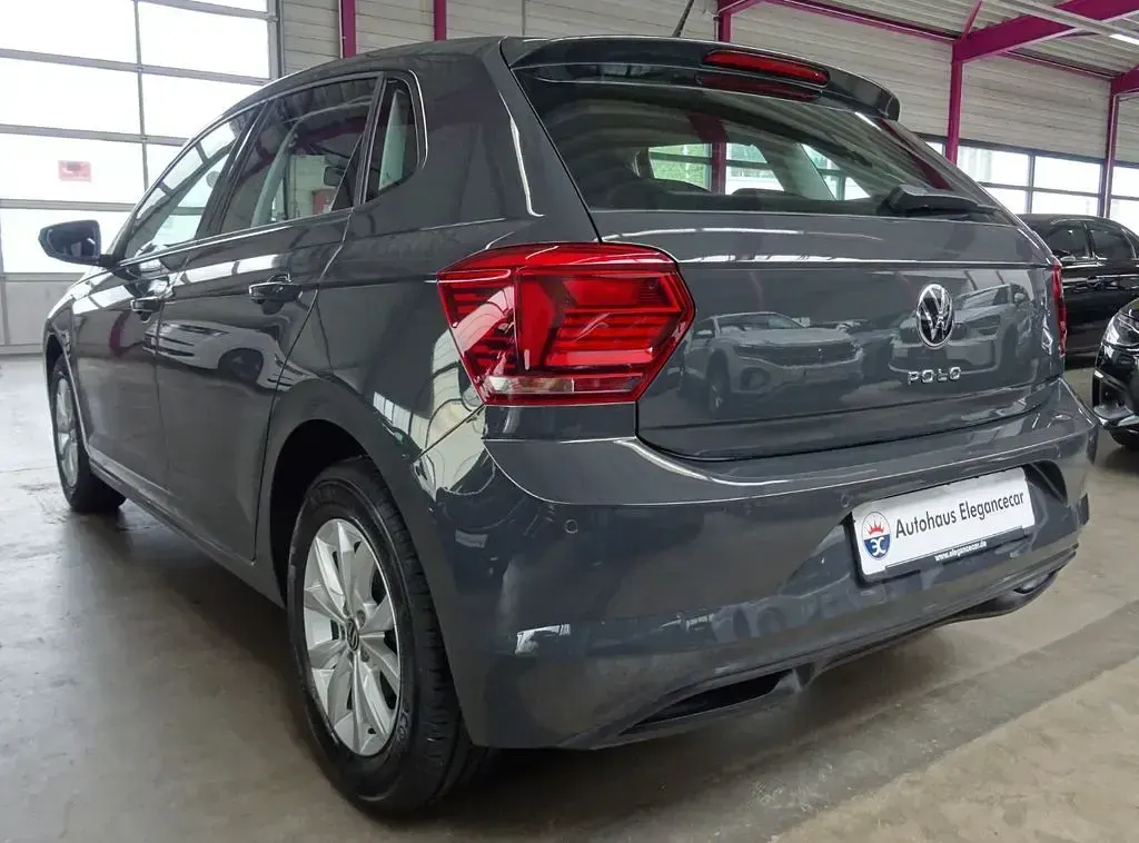 Gebraucht VW Polo Comfortline 95 PS (69 kW) 2021 Grau Kleinwagen