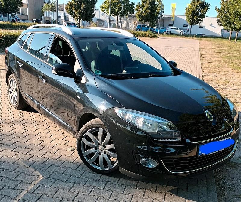 Schwarz Gebraucht 2013 Renault Mégane GrandTour Kombi | 3.800 € (Guter Preis) - Bild 1/4