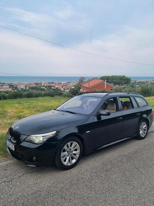 Schwarz Gebraucht 2009 BMW 535 Kombi | 9.999 € (Etwas zu teuer) - Bild 1/4