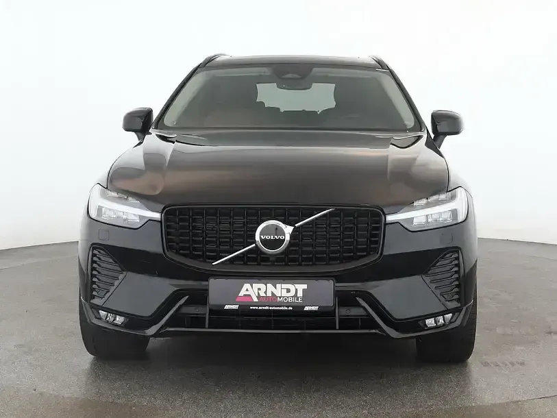 Gebraucht Volvo XC60 Plus 197 PS (144 kW) 2023 Onyx black SUV