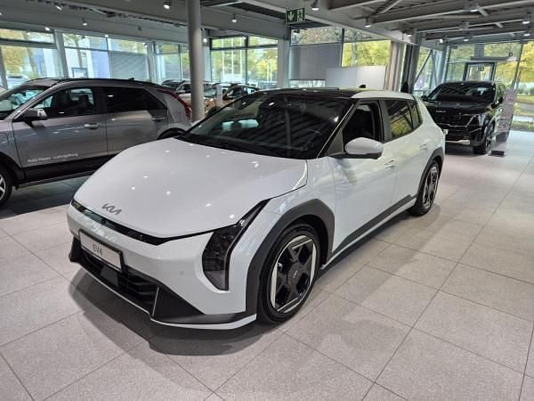 Weiß (schneeweiß) Neu 2025 Kia EV4 Air Kleinwagen | 33.500 € (Teuer) - Bild 1/4