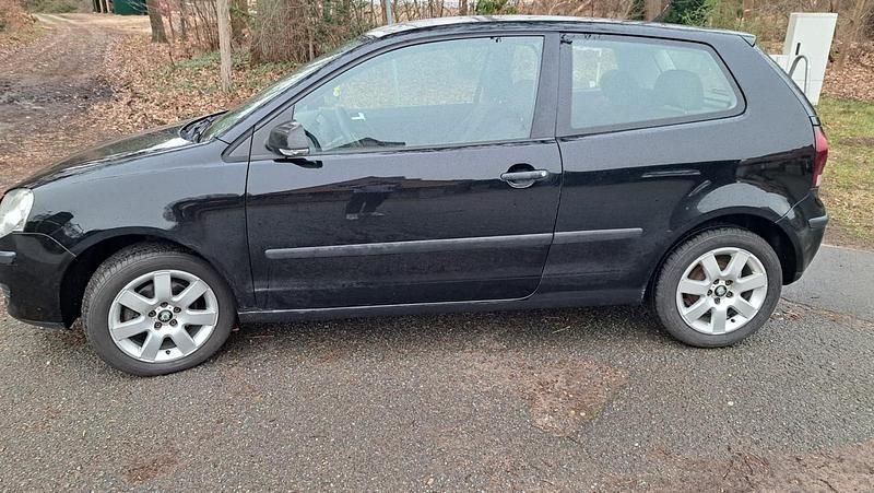 Gebraucht VW Polo 69 PS (50 kW) 2006 Schwarz Kleinwagen