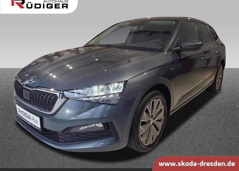 Grau Gebraucht 2021 Skoda Scala Clever Kleinwagen | 18.450 € (Teuer) - Bild 1/4