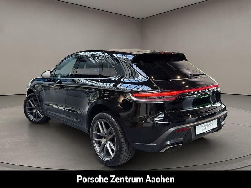 Second-hand Porsche Macan 265 CP (194 kW) 2024 Negru SUV