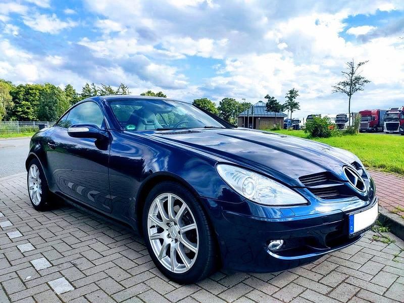 Blau Gebraucht 2005 Mercedes SLK280 Cabrio | 5.600 € (Fairer Preis) - Bild 1/4
