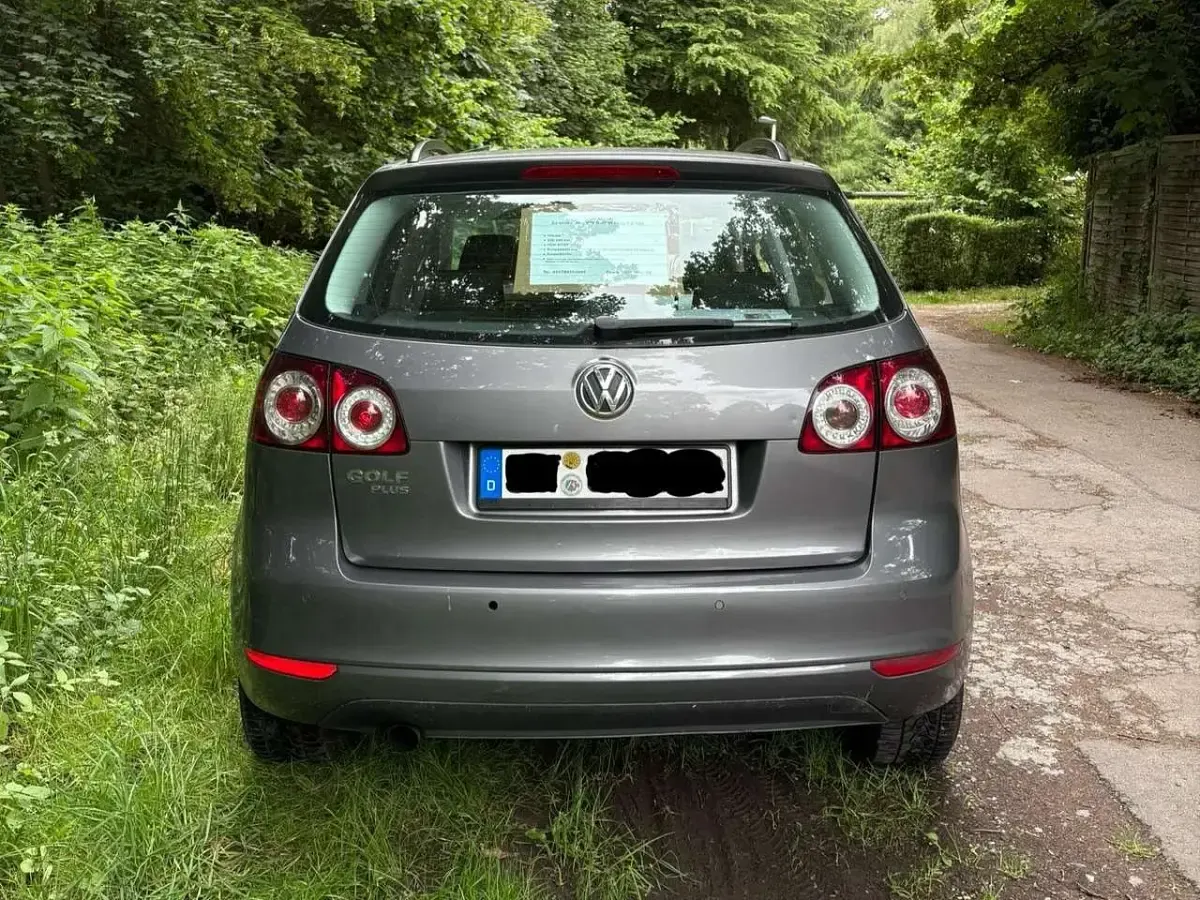 Gebraucht VW Golf Plus Cross 105 PS (77 kW) 2010 Grau Limousine
