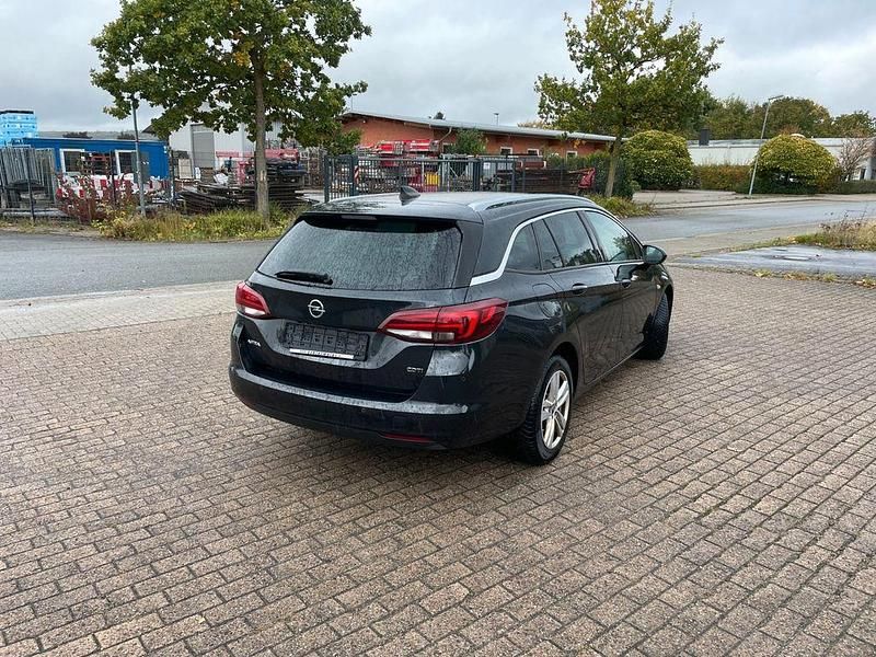 Gebraucht Opel Astra Dynamic 136 PS (100 kW) 2016 Schwarz Kombi