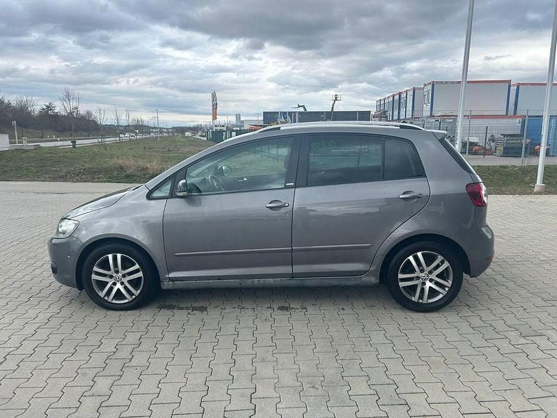 Gebraucht VW Golf Plus Cross Style 105 PS (77 kW) 2011 Grau Van / Kleinbus