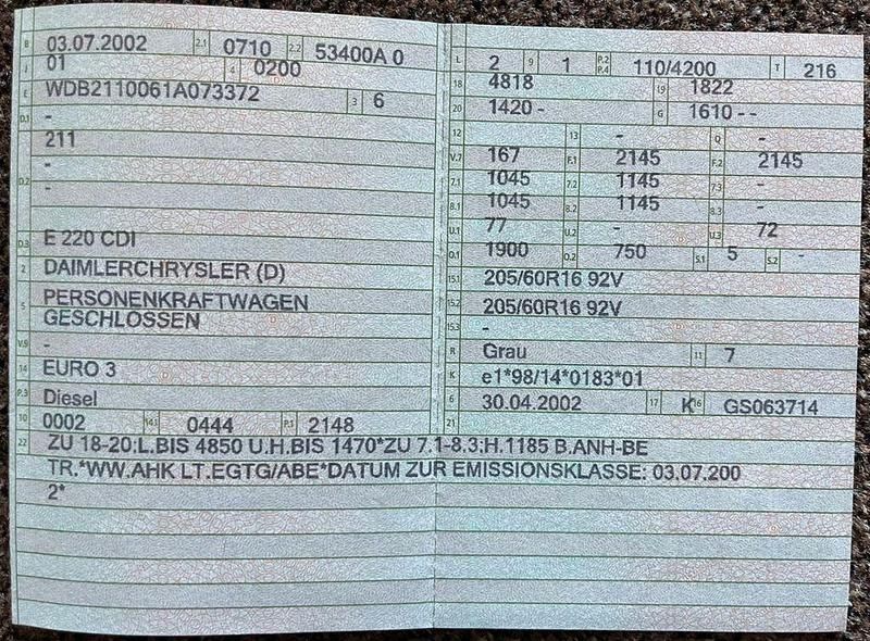 Gebraucht Mercedes E220 Elegance 143 PS (105 kW) 2002 Grau Limousine