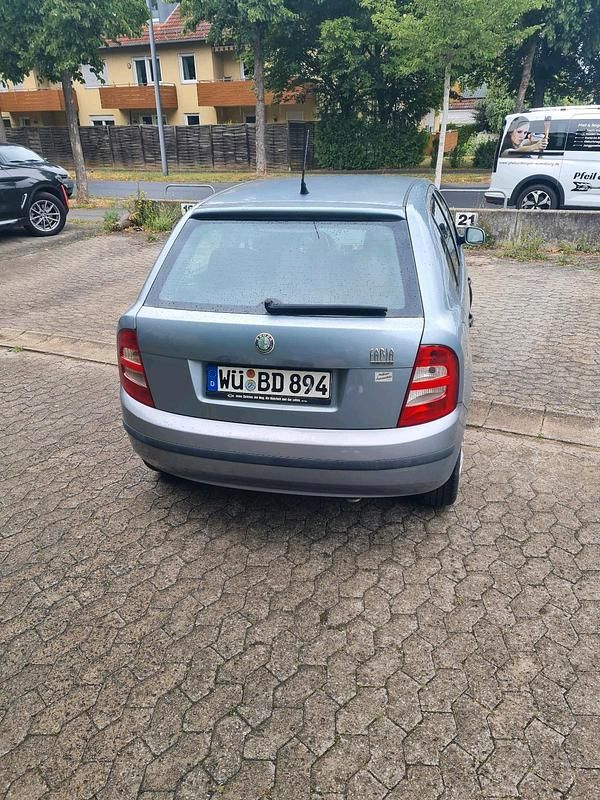 Gebraucht Skoda Fabia 68 PS (50 kW) 2004 Blau Kleinwagen