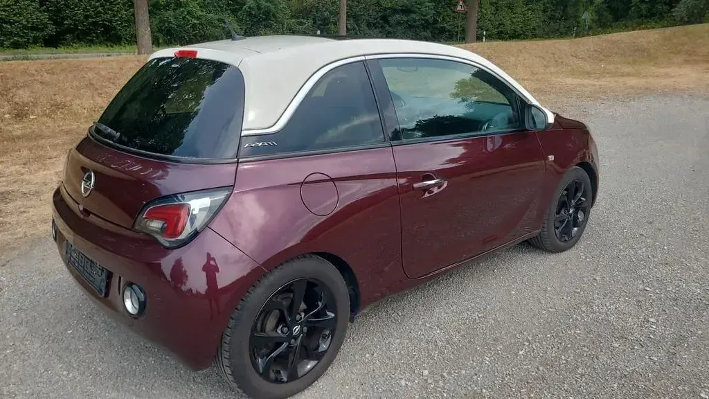 Gebraucht Opel Adam Glam 69 PS (50 kW) 2013 Rot Kleinwagen