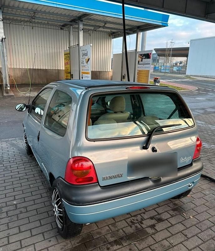 Second-hand Renault Twingo 58 CP (42 kW) 2003 Andere farben Hatchback