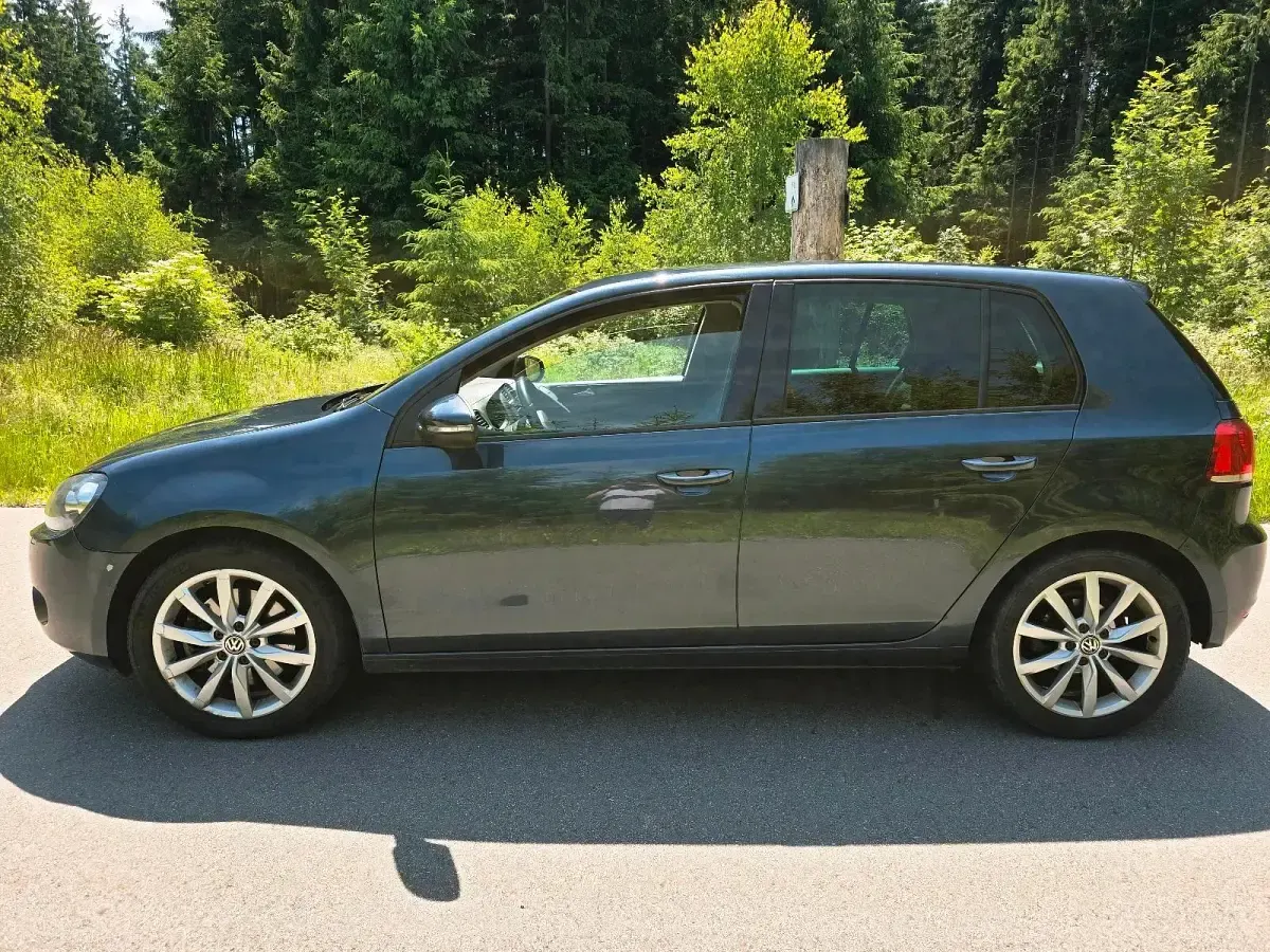Gebraucht VW Golf VI 160 PS (117 kW) 2010 Blau Kleinwagen
