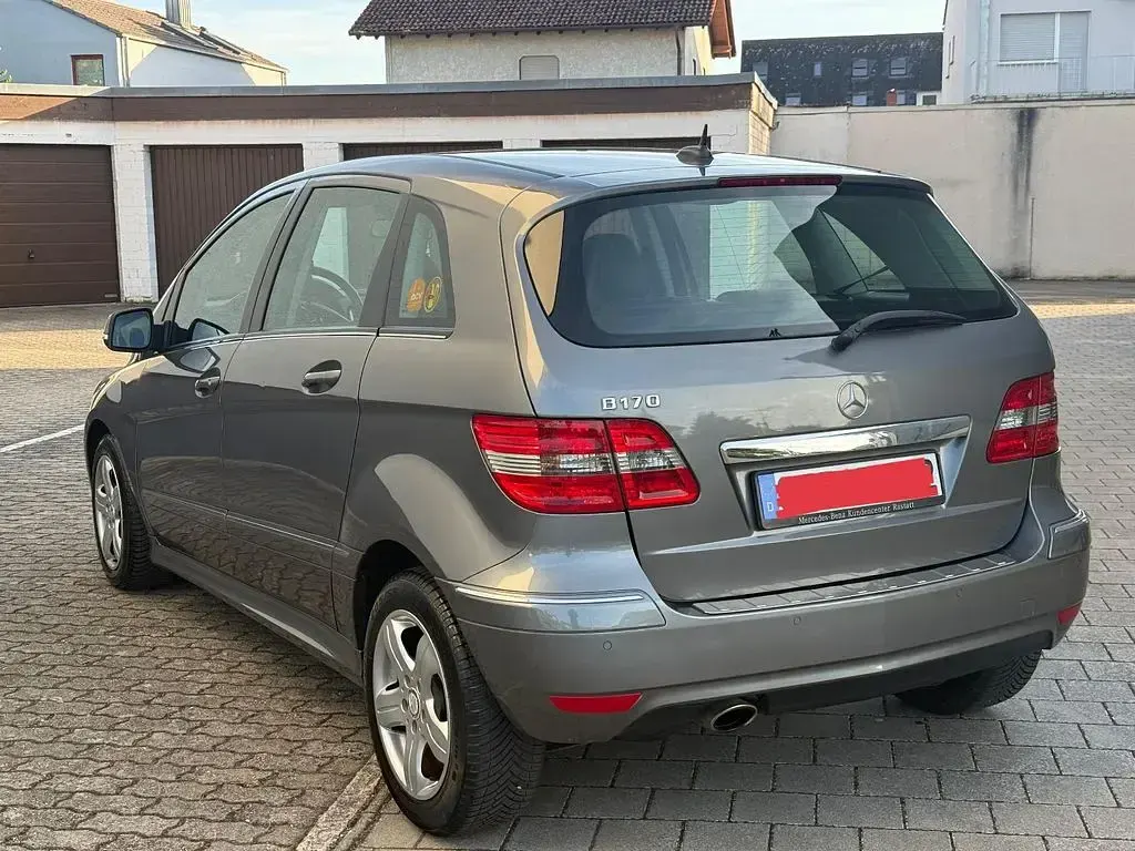 Gebraucht Mercedes B170 116 PS (85 kW) 2008 Grau Van / Kleinbus