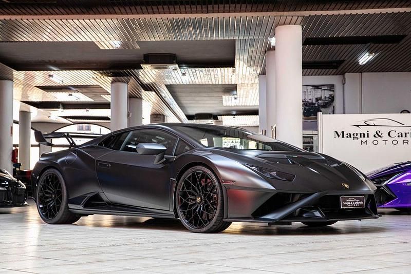 Gebraucht Lamborghini Huracán 640 PS (470 kW) 2021 Schwarz