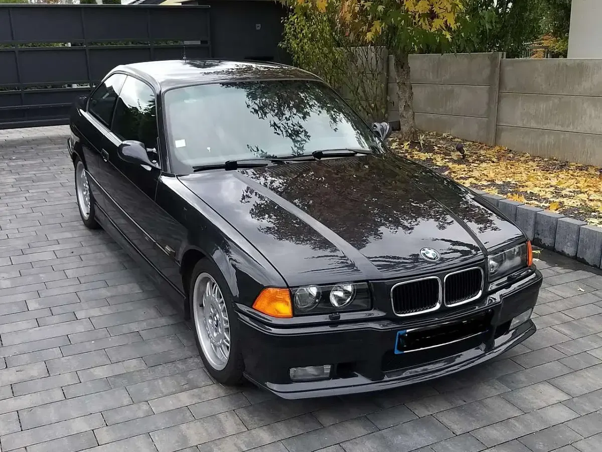 Second-hand BMW M3 286 CP (210 kW) 1994 Negru Coupe