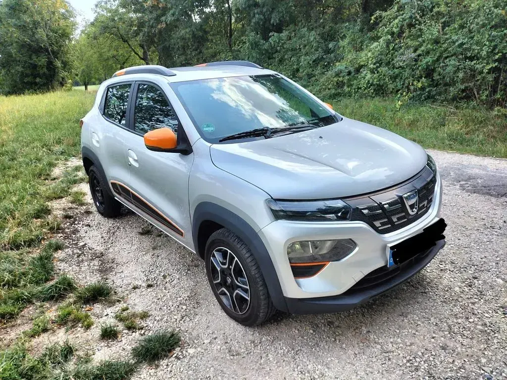 Gebraucht Dacia Spring Comfort Plus 33 kW (45 PS) 2021 Grau Kleinwagen