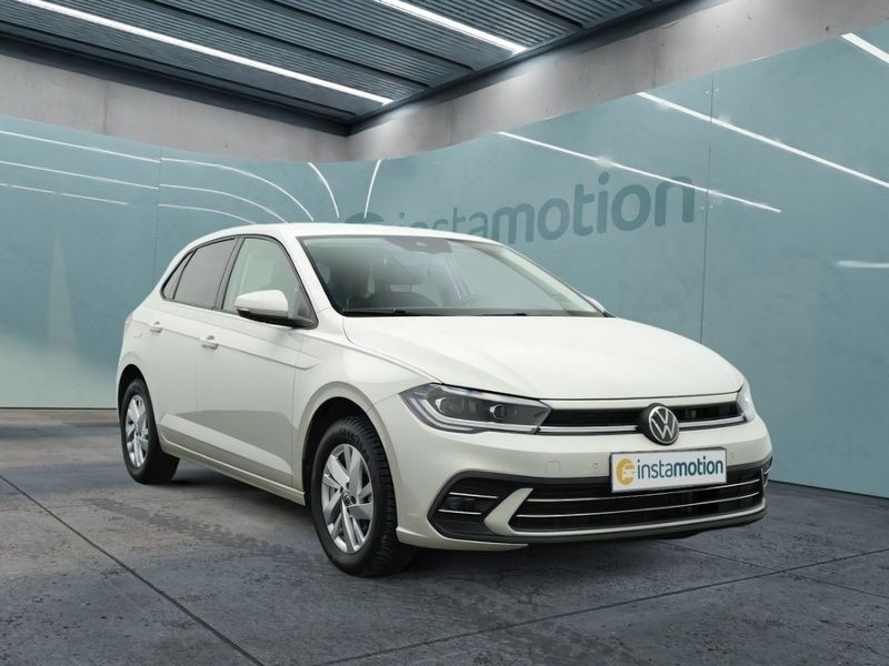 Gebraucht VW Polo Style 95 PS (69 kW) 2024 Grau Limousine