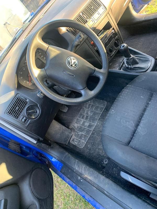 Gebraucht VW Golf IV 101 PS (74 kW) 2003 Blau Kombi