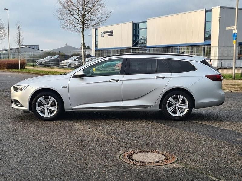 Gebraucht Opel Insignia Edition 170 PS (125 kW) 2018 Silber Kombi