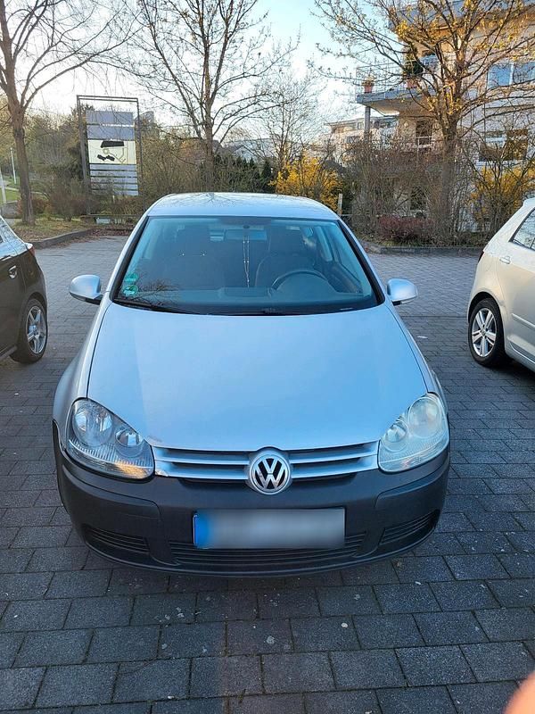 Gebraucht VW Golf V 116 PS (85 kW) 2004 Silber Kleinwagen