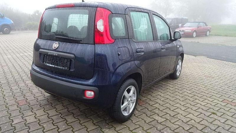 Gebraucht Fiat Panda Lounge 69 PS (50 kW) 2019 Mediterraneo blau metallic Kleinwagen
