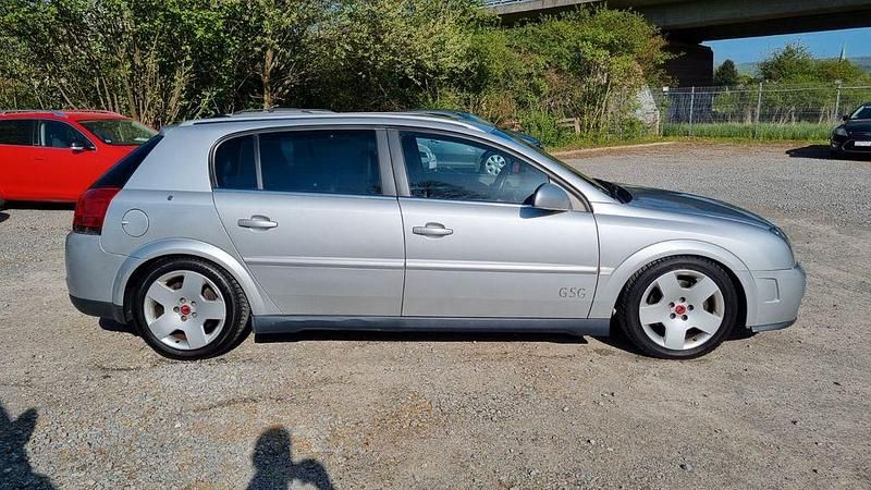 Occasion Opel Signum 211 ch (155 kW) 2004 Gris Citadine