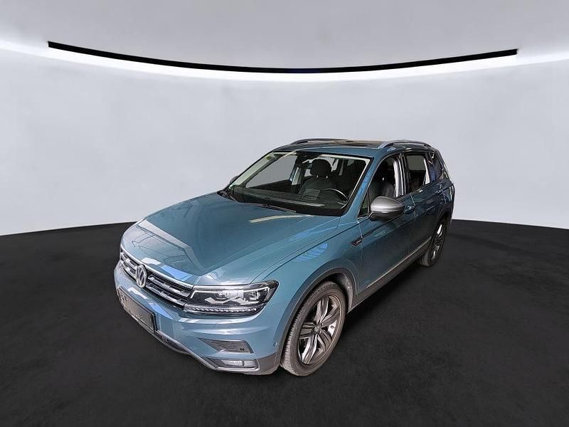 Petroleum blue metallic Gebraucht 2020 VW Tiguan Allspace Highline SUV | 24.999 € (Teuer) - Bild 1/4