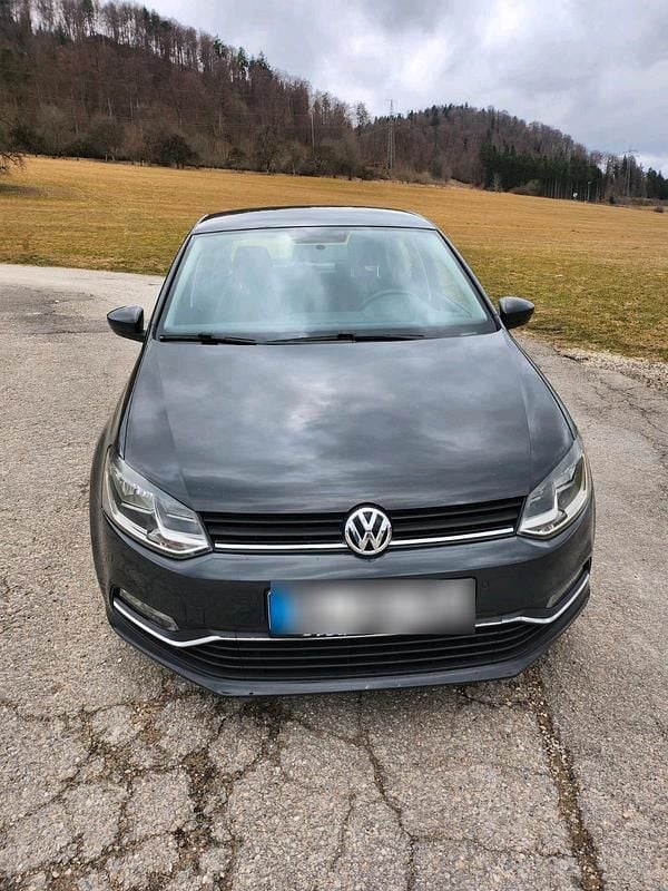 Używany VW Polo 90 KM (66 kW) 2017 Sedan/Limuzyna
